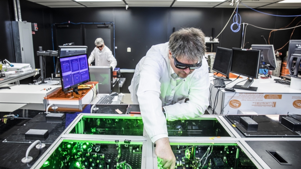 TAU Systems aligning laser beams within laser system